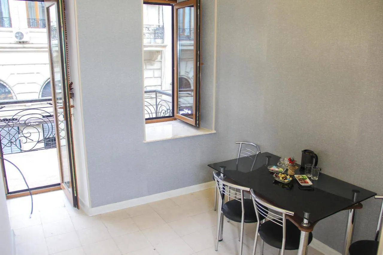 Solo Hotel On Nizami Street Baku